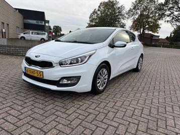 Kia pro_cee'd 1.6 GDI 20th Anniversary [ Fm navi,aircoaudio, beschikbaar voor biedingen