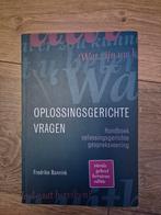 Fredrike Bannink - Oplossingsgerichte vragen, Ophalen of Verzenden, Zo goed als nieuw, Fredrike Bannink