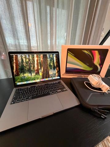 Macbook 13” Pro 🔋98% M2 Touchbar 256GB - Zo goed als nieuw! beschikbaar voor biedingen
