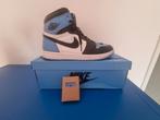 Nike Air jordan 1 high OG "UNC toe" (maat 44.5), Kleding | Heren, Schoenen, Ophalen of Verzenden, Nike Jordan, Blauw, Sneakers of Gympen