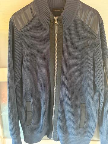 Donkerblauw vest Maat L beschikbaar voor biedingen