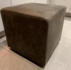 poef hocker voetenbankje donker bruin, Huis en Inrichting, Banken | Voetenbanken en Poefen, Ophalen, Zo goed als nieuw, Vierkant