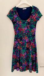 Heel mooi jurkje, M, Sissy- Boy, Kleding | Dames, Maat 38/40 (M), Ophalen of Verzenden, Zo goed als nieuw, Knielengte