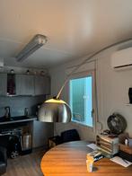 Boog lamp, Huizen en Kamers