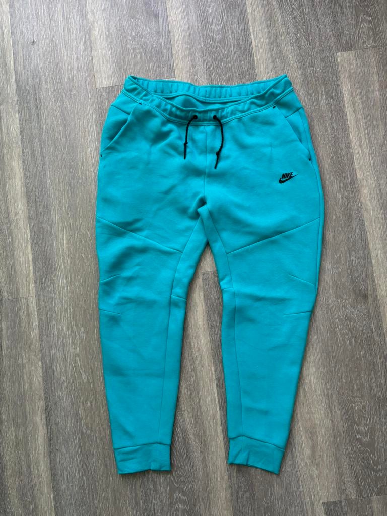 Joggingbroek van Nike Tech, Blauw, Maat 56/58 (XL), Ophalen of Verzenden, Zo goed als nieuw