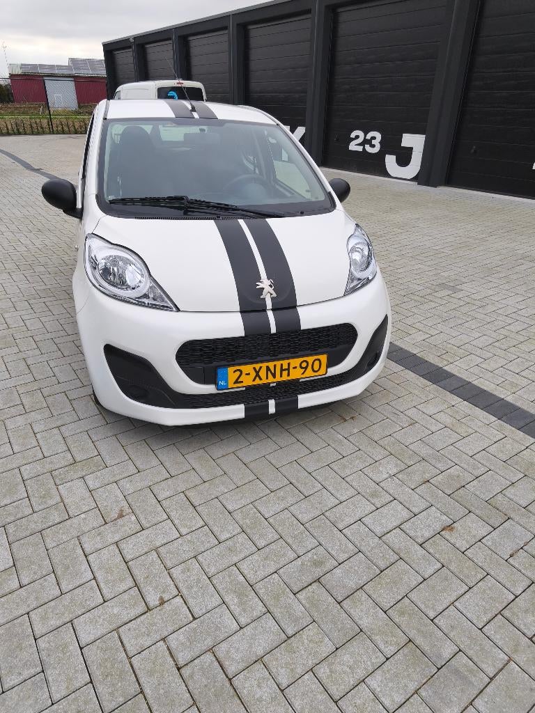 Peugeot 107 1.0 12V 5DR 2014 Wit, Auto's, Peugeot, Particulier, Benzine, B, Hatchback, Handgeschakeld, Origineel Nederlands, Wit