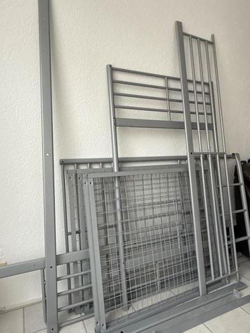 Stapelbed - Metalen Frame beschikbaar voor biedingen