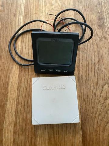 Simrad IS12 speed klokje beschikbaar voor biedingen