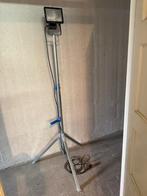 Bouwlamp op statief, halogeen, Doe-het-zelf en Verbouw, Bouwverlichting, Ophalen, Gebruikt, Overige typen, Met statief