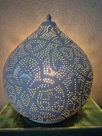 Witte filligrain metalen tafellamp in Oosterse stijl, Ophalen of Verzenden, Zo goed als nieuw, Oosters, Metaal