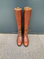 Antieke leren Engelse rijlaarzen met houten spanners, Ophalen, Dames