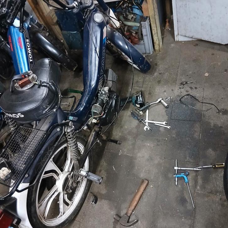 Tomos tekoop, Fietsen en Brommers, Brommers | Puch, Gebruikt, Overige modellen, Maximaal 25 km/u, Ophalen of Verzenden