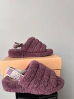 UGG FLUFFY YEAH SLIDE PAARSE LAMSWOL LAMMY SANDALEN MAAT 41, UGG, Overige kleuren, Zo goed als nieuw, Sandalen of Muiltjes