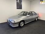 Opel Omega 3.0i 12V 3000 kat. Uniek, Omega, Achterwielaandrijving, Gebruikt, Zwart