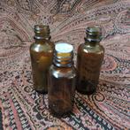 Drie kleine bruine apothekers flesjes, Antiek en Kunst, Antiek | Glas en Kristal, Ophalen of Verzenden