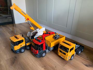 Bruder trucks + extra’s beschikbaar voor biedingen