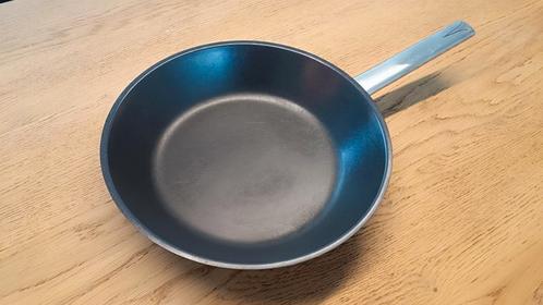 Koekenpan 28 cm Vivo Villeroy & Boch, Huis en Inrichting, Keuken | Potten en Pannen, Zo goed als nieuw, Koekenpan of Braadpan