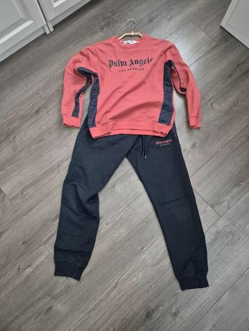 Te koop trainingspak Palm Angels mt 146 -152 beschikbaar voor biedingen