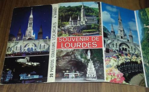 Lourdes boekje., Verzamelen, Foto's en Prenten, Zo goed als nieuw, Prent, Overige onderwerpen, 1980 tot heden, Ophalen of Verzenden