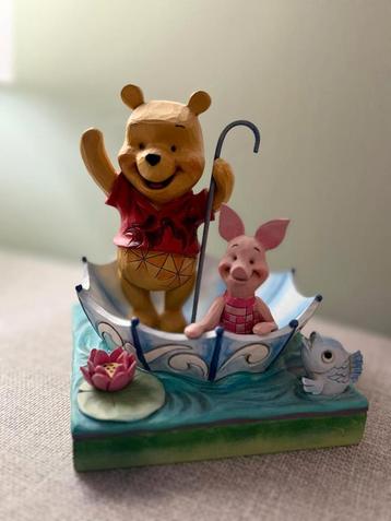 Disney traditions Winnie The Pooh and piglet beschikbaar voor biedingen