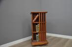 Een oude teak Boekenmolen, Ophalen