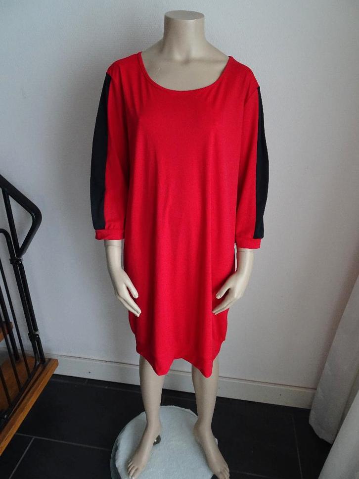 rode travelstofjurk maat 42 van Norah, Kleding | Dames, Jurken, Zo goed als nieuw, Maat 42/44 (L), Rood, Onder de knie, Ophalen