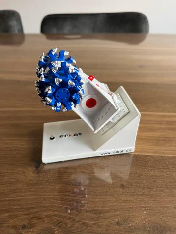 Erkat speciaal frees  tafel model miniatuur exclusief nieuw beschikbaar voor biedingen