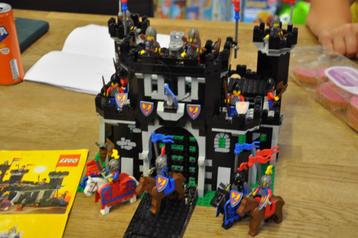 Lego 6085 Ridder kasteel compleet met boekje beschikbaar voor biedingen