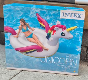Intex Mega Unicorn eiland beschikbaar voor biedingen