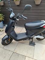 IVA  electrische brommer  45km p/u, Fietsen en Brommers, Snorfietsen en Snorscooters, Ophalen, Zo goed als nieuw, Elektrisch, Overige merken