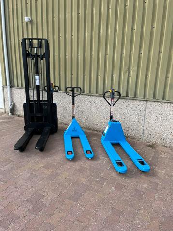 Stapelaars, electrische palletwagens, manuele palletwagens beschikbaar voor biedingen