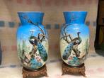 2 oude zeer grote vazen blauw met pauwen, Ophalen of Verzenden
