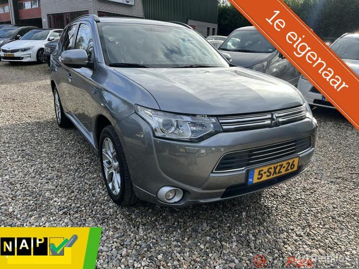 Mitsubishi Outlander 2.0 PHEV Instyle+,1e eigenaar,Full opti, Auto's, Mitsubishi, Bedrijf, Te koop, Outlander, 4x4, ABS, Achteruitrijcamera