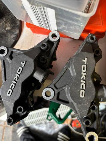 Gsxr srad remtangen 600 gereviseerd set beschikbaar voor biedingen