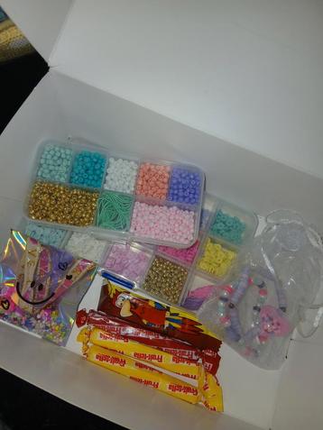 Mystery box! (Kralen) beschikbaar voor biedingen