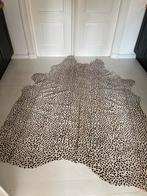 Cheetah vloerkleed, Huis en Inrichting, Stoffering | Tapijten en Kleden, Beige, 100 tot 150 cm, 150 tot 200 cm, Gebruikt