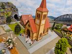 Kerk met bruidspaar, Hobby en Vrije tijd, Modeltreinen | H0, Ophalen of Verzenden, Gelijkstroom of Wisselstroom, Brug, Tunnel of Gebouw