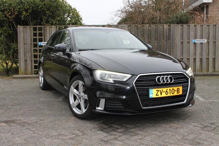Audi A3  35 TFSI Sportback Edition zwart Metallic Navi, Auto's, Audi, Bedrijf, A3, ABS, Adaptieve lichten, Airbags, Airconditioning