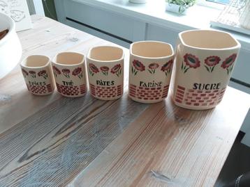 Leuke oude retro Franse voorraad potten.  beschikbaar voor biedingen