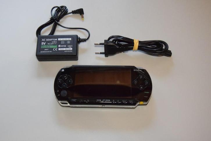 Sony Playstation Portable (PSP) (1004), Spelcomputers en Games, Spelcomputers | Sony PSP, Gebruikt, PSP, Zwart, Ophalen of Verzenden