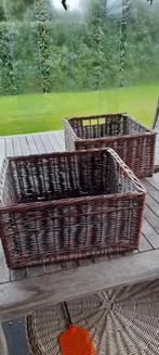 Rieten manden, Ophalen, Rond, Riet