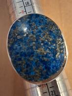 Zilveren ring met Lapis lazuli steen -- ringmaat 20, 20 of groter, Ophalen of Verzenden, Zo goed als nieuw, Dame