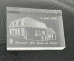 Plexiglas blok gegraveerd museum land van Strijen 2006, Ophalen of Verzenden, Zo goed als nieuw, Gebruiksvoorwerp