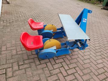 2 rij plantmachine beschikbaar voor biedingen