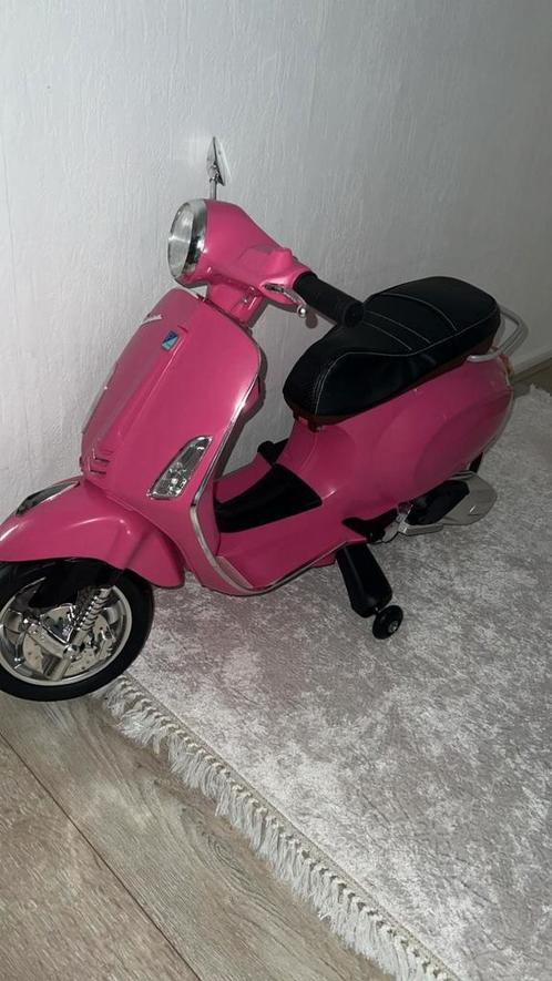 Elektrische Roze Kinder Vespa Primavera 12 Volt, Kinderen en Baby's, Speelgoed | Buiten | Voertuigen en Loopfietsen, Nieuw, Overige typen