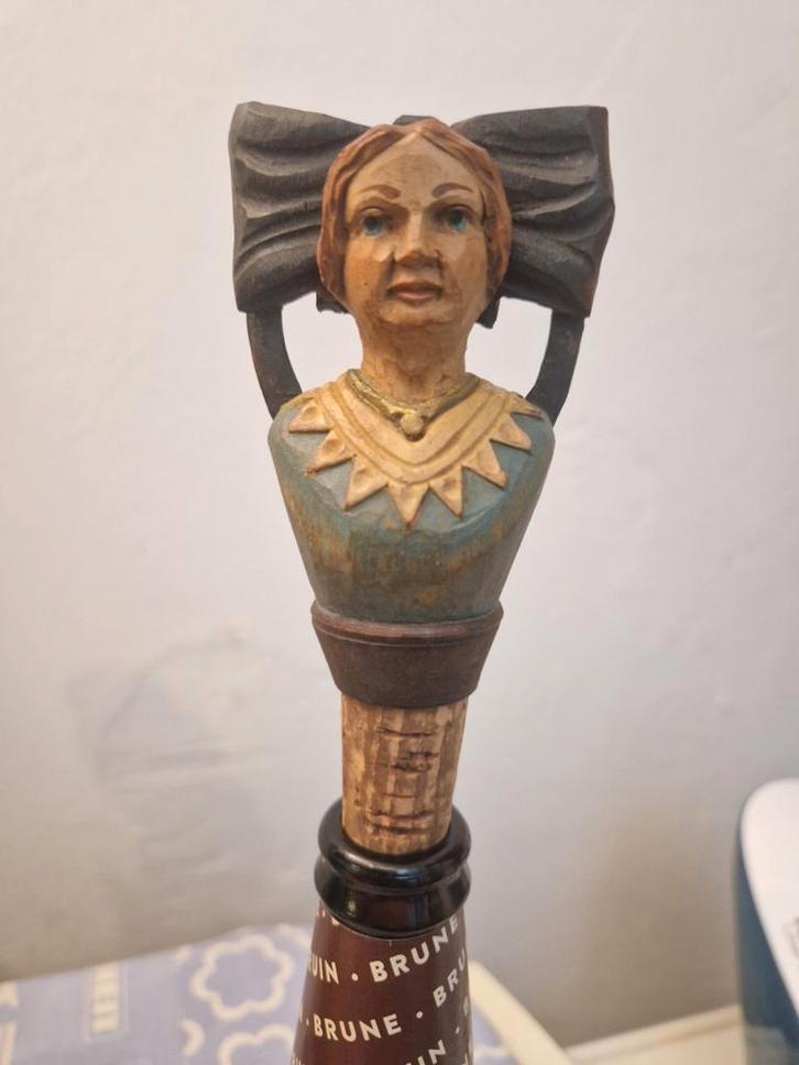 Houten  antieke flessenstop met vrouwenfiguur, Antiek en Kunst, Kunst | Beelden en Houtsnijwerken, Ophalen of Verzenden