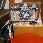 Ditsy Schoudertasje met Camera Print, Ophalen of Verzenden, Nieuw, Bruin, Schoudertasje