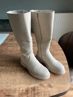 Witte Gevoerde Winterlaarzen - Maat 42, Kleding | Dames, Ophalen, Hoge laarzen, Wit, Zo goed als nieuw
