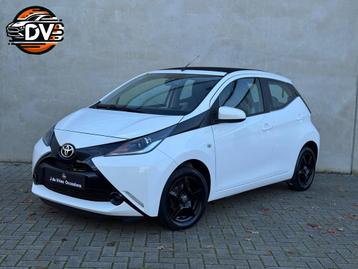 Toyota Aygo 1.0 VVT-i x-sport CAR PLAY CRUISE OPEN DAK ELEK  beschikbaar voor biedingen