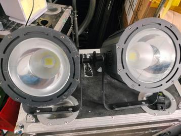 2x Adj cob cannon white  beschikbaar voor biedingen